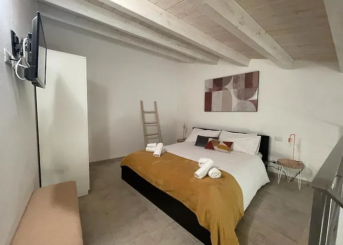 Casa Shekelesh *